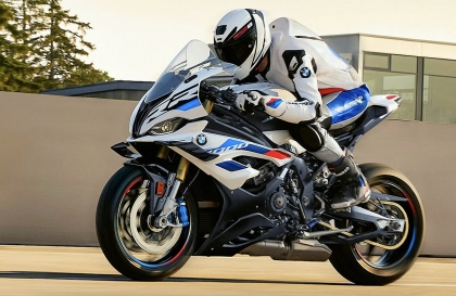 Clip BMW Motorrad giới thiệu S 1000 RR 2024